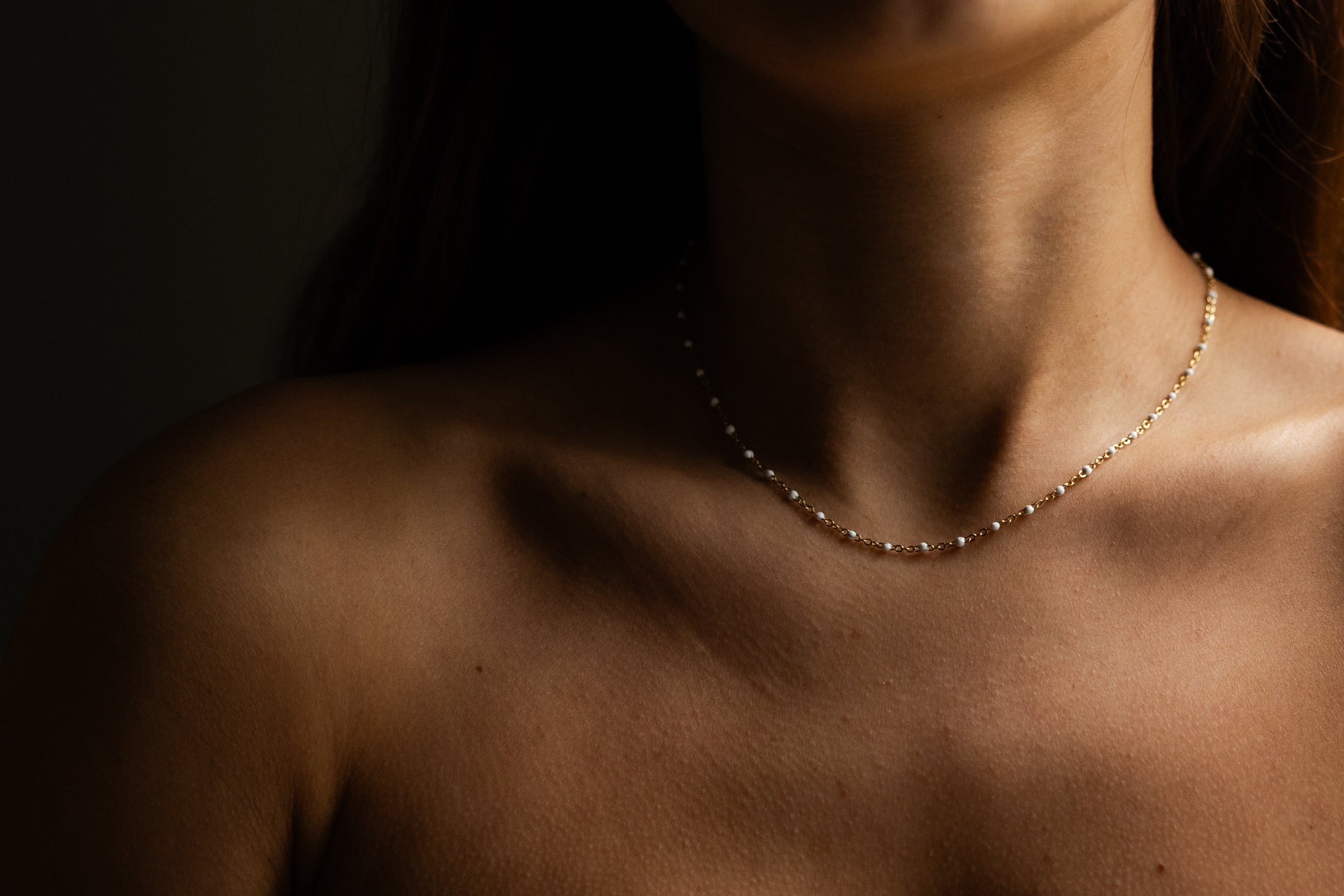 Mare White necklace